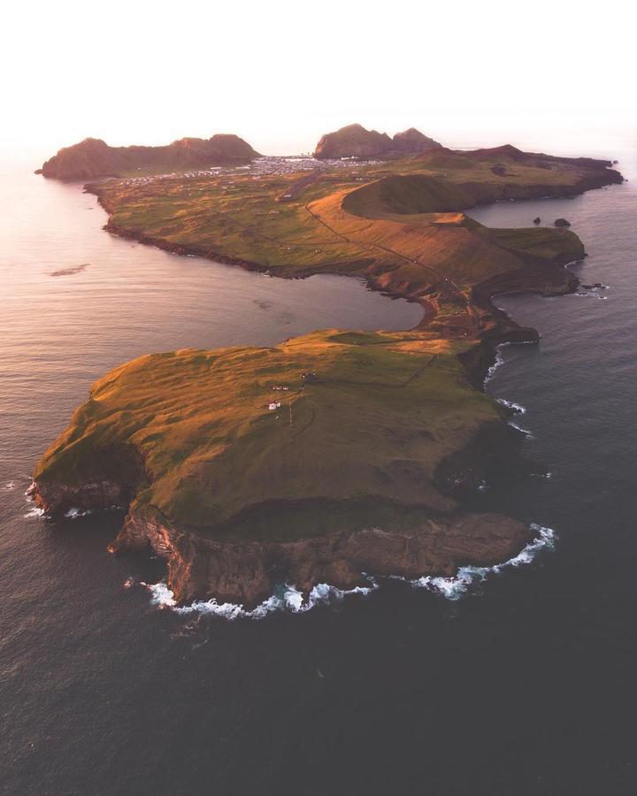 Lava Guesthouse Vestmannaeyjar Exterior foto